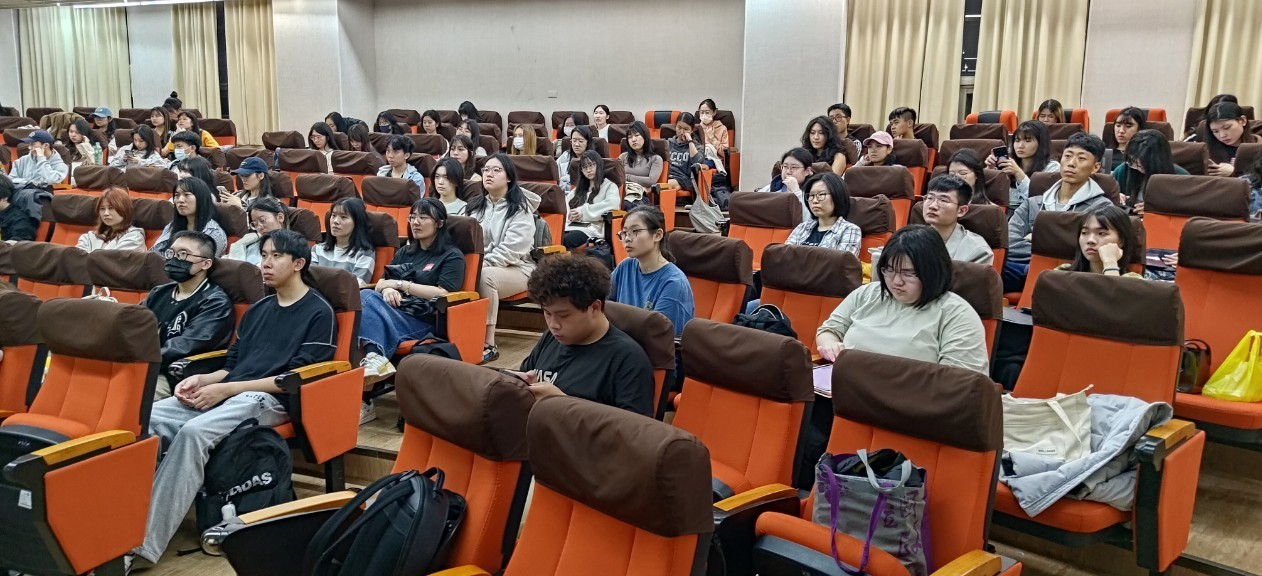 【Lecture】Alumni Association Career Sharing Series 1